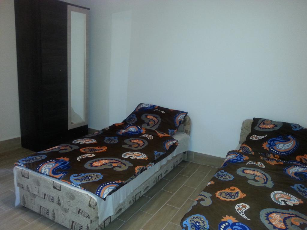 Lugas Vendeghaz Hotel Felsőtold Buitenkant foto